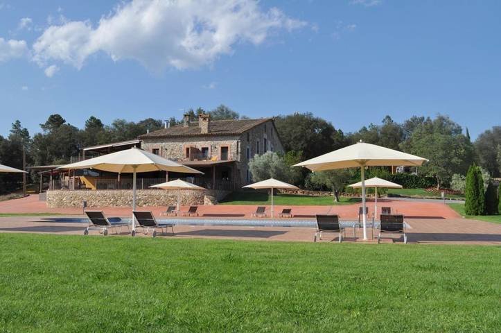 Ferienhaus für 20 Personen, mit Ausblick und Sauna sowie Pool und Garten - 1