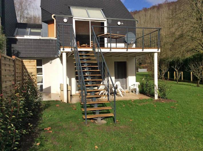 Gîte pour 3 personnes, avec Terrasse ainsi que Jardin et Vue à Ganzeville