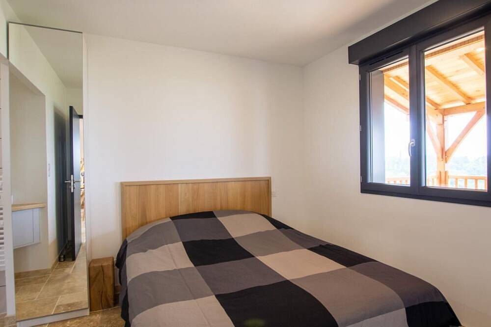 Maison plain-pied, animaux admis - 2 pers. in Preyssac-d'Excideuil, Périgord Vert