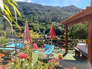 Gîte pour 11 personnes, avec balcon et jardin dans Gerês