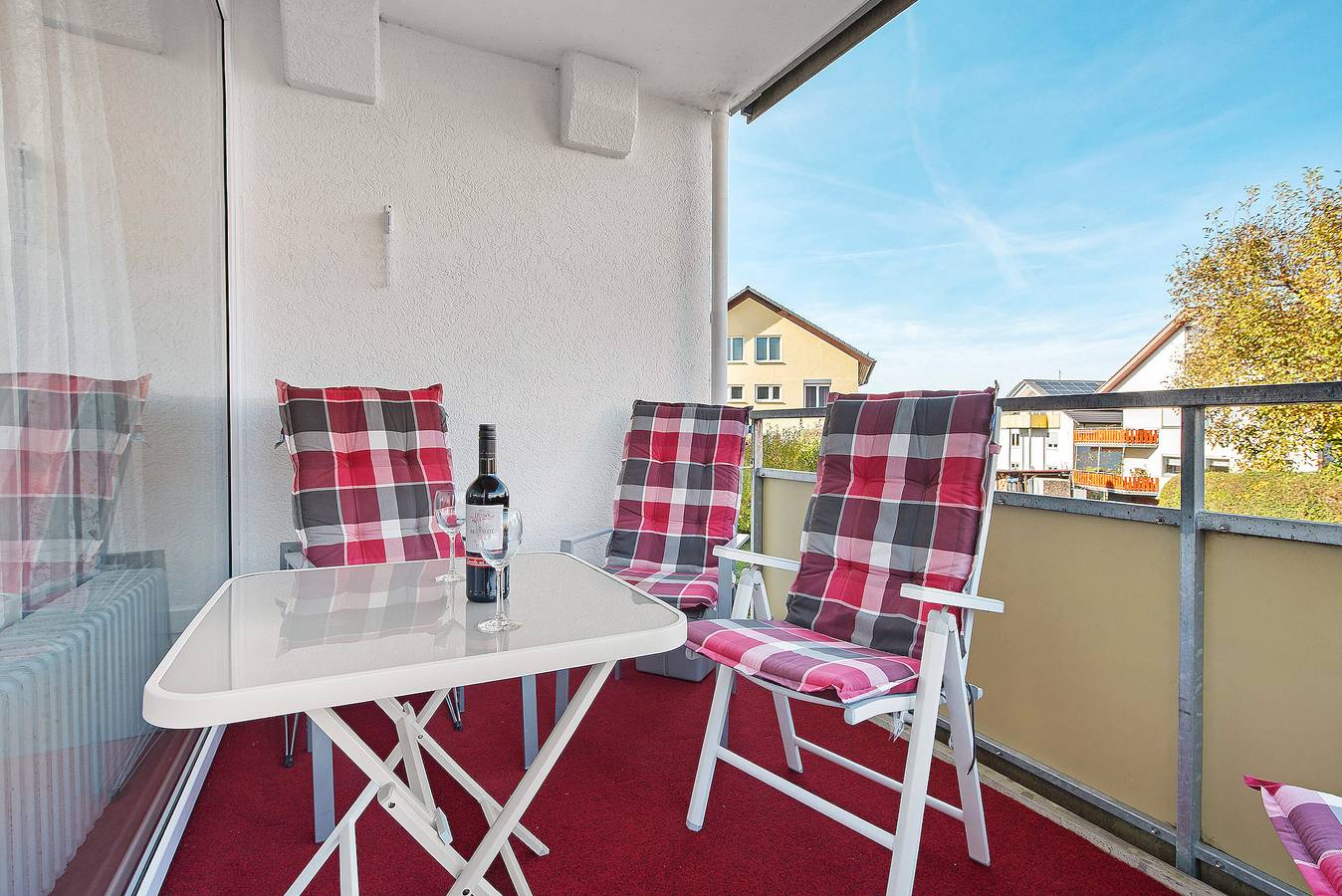 Ganze Wohnung, Apartment 'Jutta' mit Balkon und Wlan in Oberuhldingen, Uhldingen-Mühlhofen