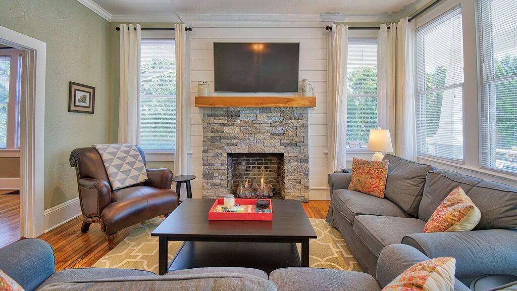 Bramley House: 3 Blk. Gehen Sie zu Dwtn Hendersonville-Liebevoll restauriert in Hendersonville, Henderson County (NC)