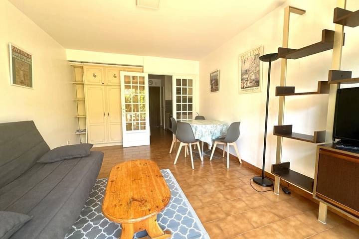 Location de vacances pour 4 personnes, avec jardin, adapté aux familles à Mandelieu-la-Napoule - 3