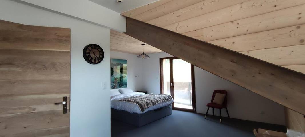 Location de vacances pour 2 personnes, avec piscine et vue ainsi que terrasse et sauna à Les Hôpitaux-Neufs - 3