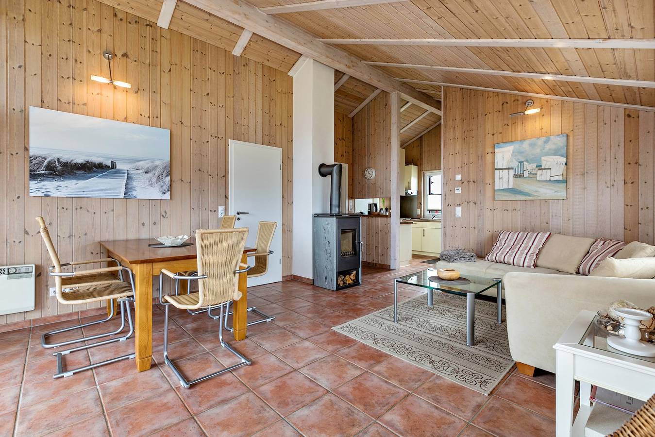 Ferienhaus "Tohuus" in der Nähe dem Strand mit Wlan, Terrasse & Garten in Wesselburenerkoog, Dithmarschen