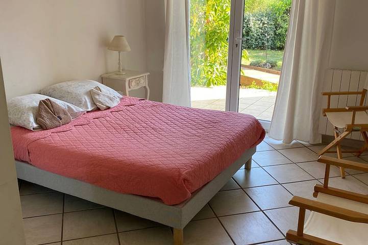 Villa Indépendante Avec Jardin Clôturé à 5mn des Plages de la Costa Serena in Ghisonaccia, Arrondissement de Corte