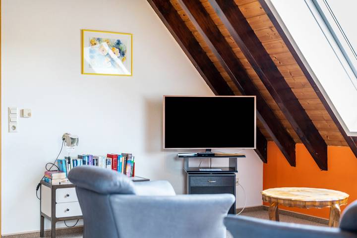 Entire apartment, Apartment 'Ferienwohnung' with Shared Terrace, Garden, and Wi-Fi in Emmendingen, Southern Black Forest