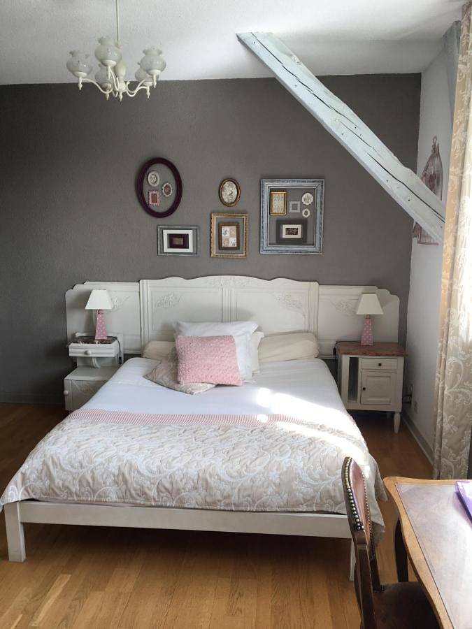 Location de vacances pour 2 personnes, avec jardin ainsi que jacuzzi et sauna à Laqueuille - 2