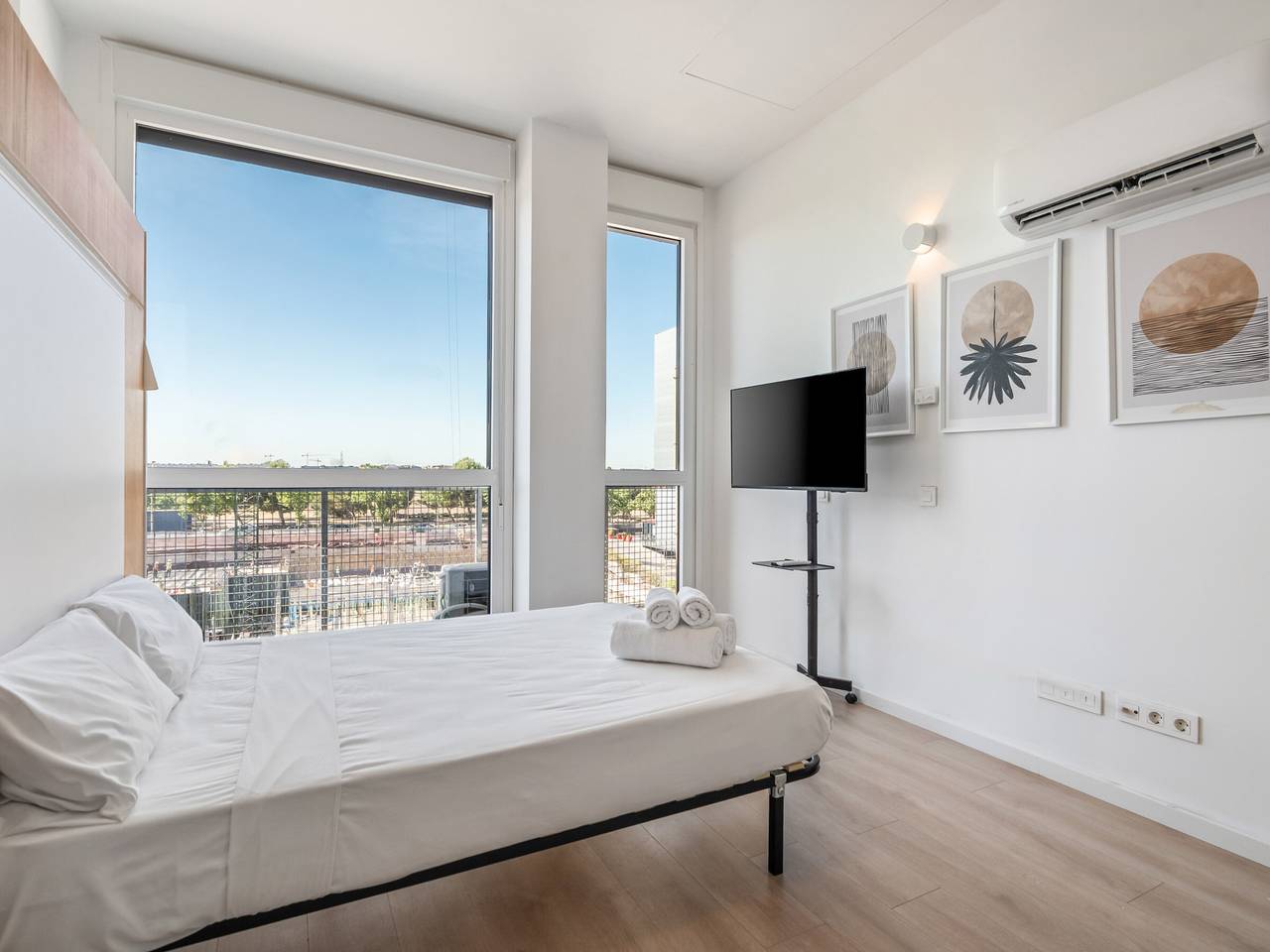 Apartamento entero, Estudio moderno con piscina -  personas in Madrid, Provincia de Madrid
