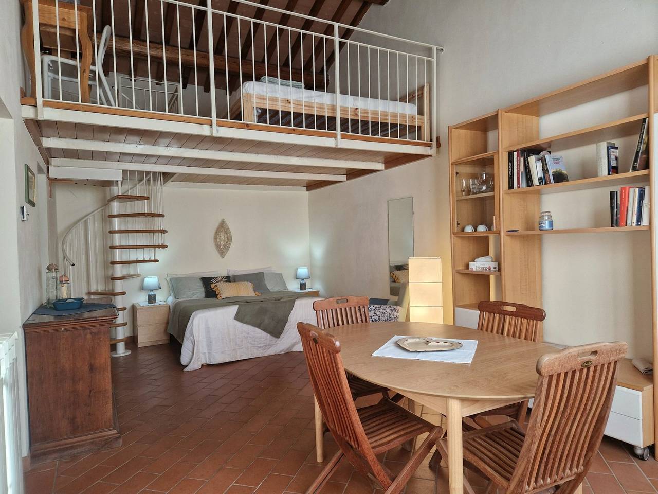 Ganze Wohnung, Apartment 'Piccolo Paradiso - Olivo' mit Gemeinschaftspool, Wlan und Klimaanlage in Riparbella, Etruskische Küste