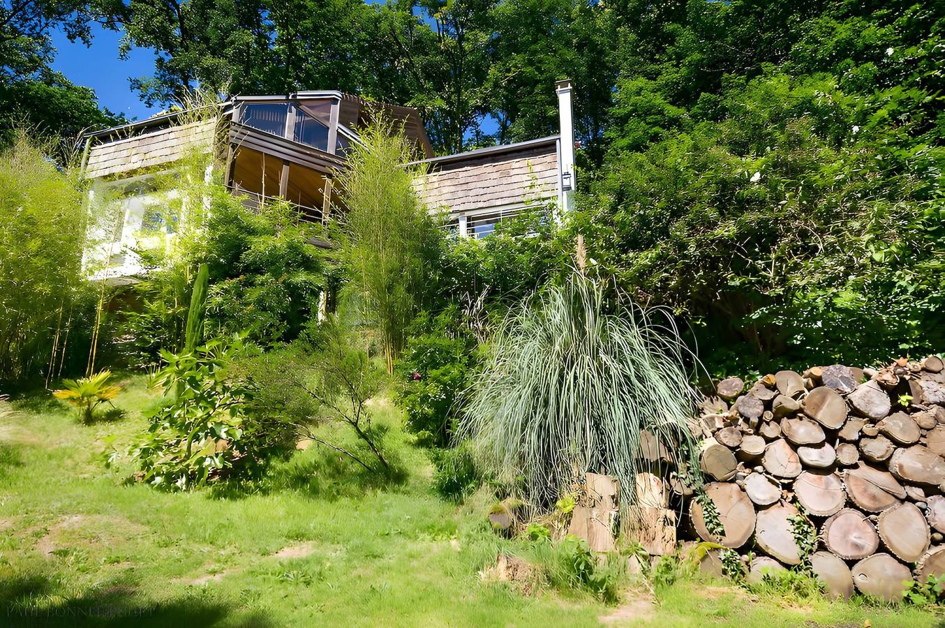 Entire apartment, Apartment 'Maison Des Bois - Des Bois' with Shared Terrace, Communal Garden and Wi-Fi in Bièvres, Essonne