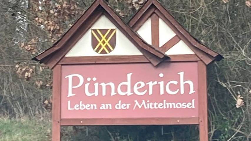 Ferienhaus für 4 Personen, mit Balkon in Pünderich - 2