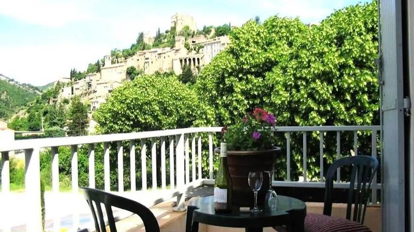 Gîte pour 7 personnes, avec jardin, animaux acceptés à Montbrun-les-Bains - 2