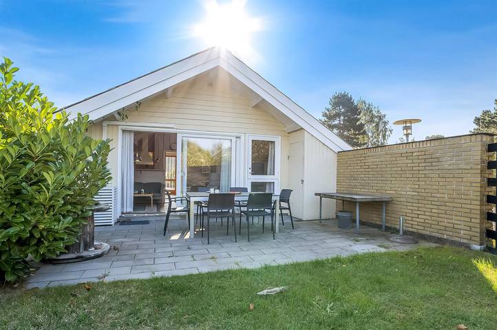 Ferienhaus für 4 Personen, mit Terrasse und Garten auf Møn - 2