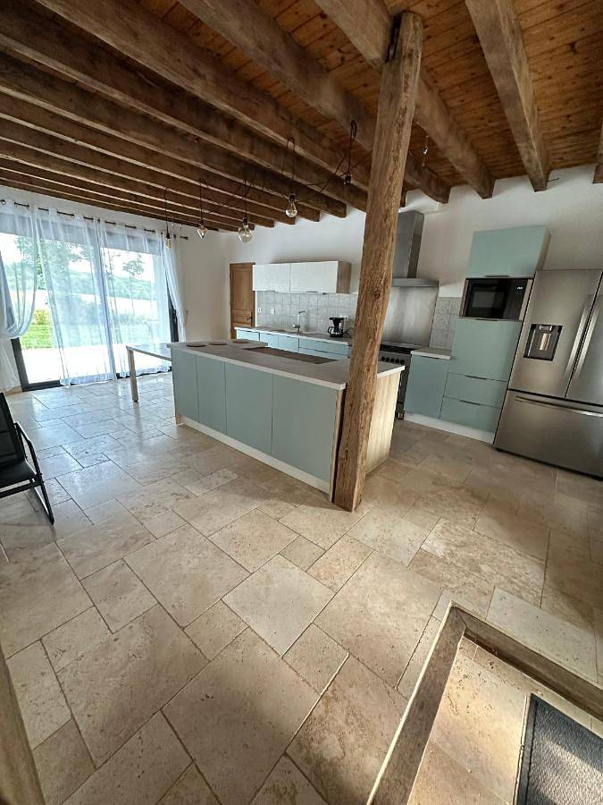 Location de vacances pour 13 personnes, avec vue et jardin à Arthon - 2