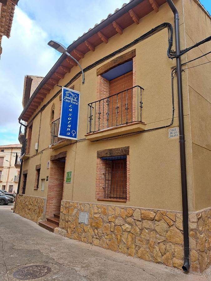 Casa de vacaciones para 10 personas, con balcón en Comunidad de Calatayud