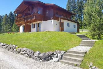 Ferienhaus für 5 Personen, mit Garten und Balkon im Ostallgäu