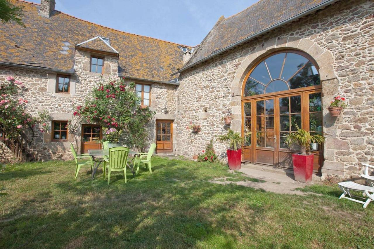 Chambres d'Hôtes du Manoir du Haut Salmon in Paramé, Saint-Malo