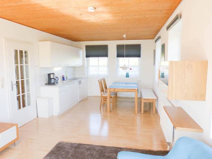 Ferienwohnung für 2 Personen, mit Terrasse und Garten sowie Ausblick in Nebel - 2