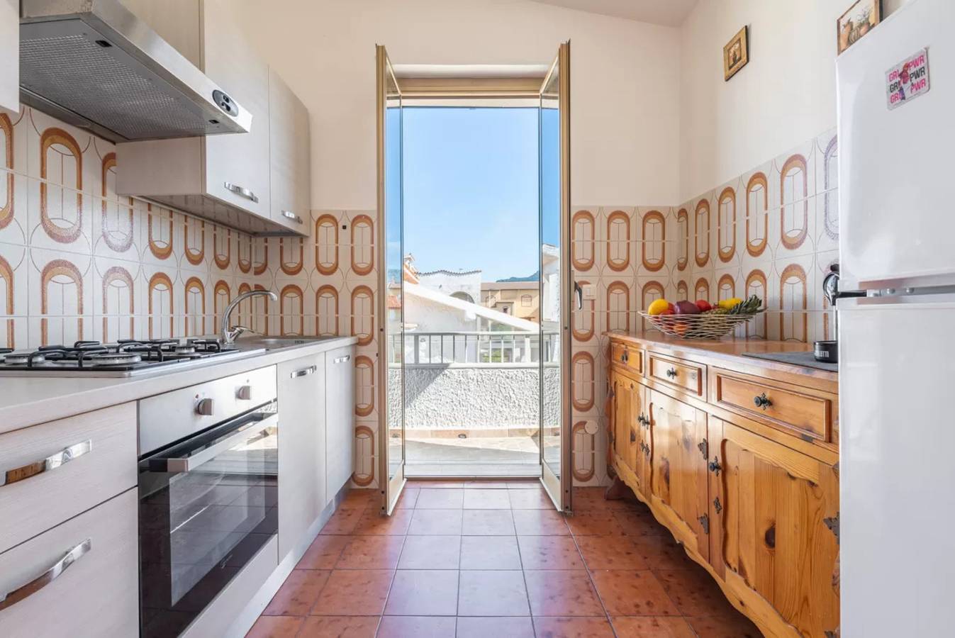 Ganze Wohnung, Entspannendes Ferienhaus 50 m vom Meer entfernt in Lu Bagnu, Castelsardo