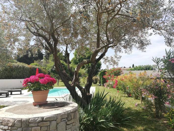 Appartement de vacances pour 2 personnes, avec Terrasse et Jardin ainsi que Piscine et Vue