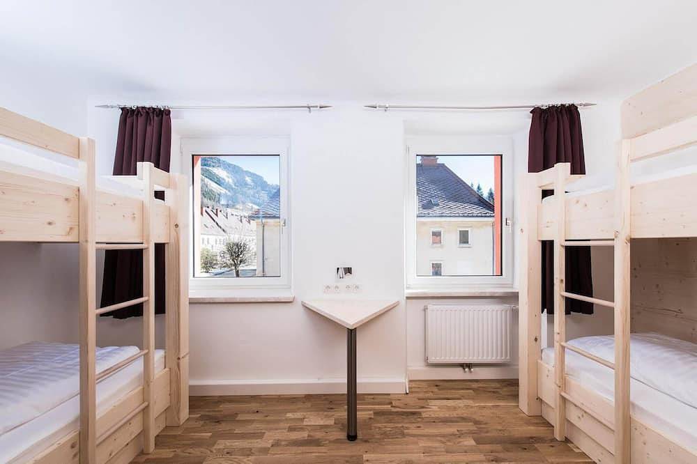 Geräumige Wohnung in der Steiermark mit Sauna (o. Kaution) in Eisenerz, Östliche Obersteiermark