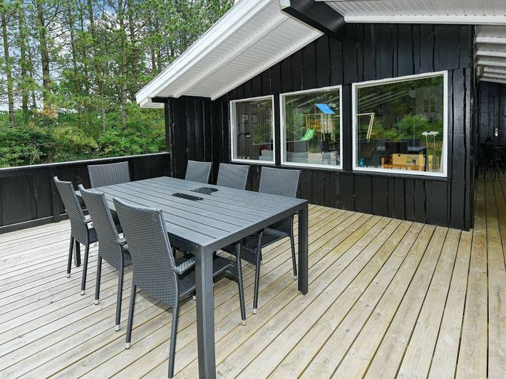 Ferienhaus für 6 Personen, mit Terrasse und Sauna, kinderfreundlich in Houstrup Strand - 2