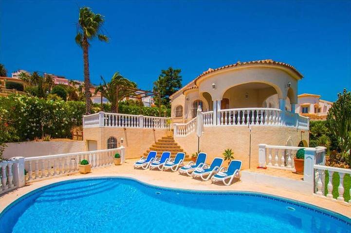 Hôtel pour 12 personnes, avec jardin et piscine