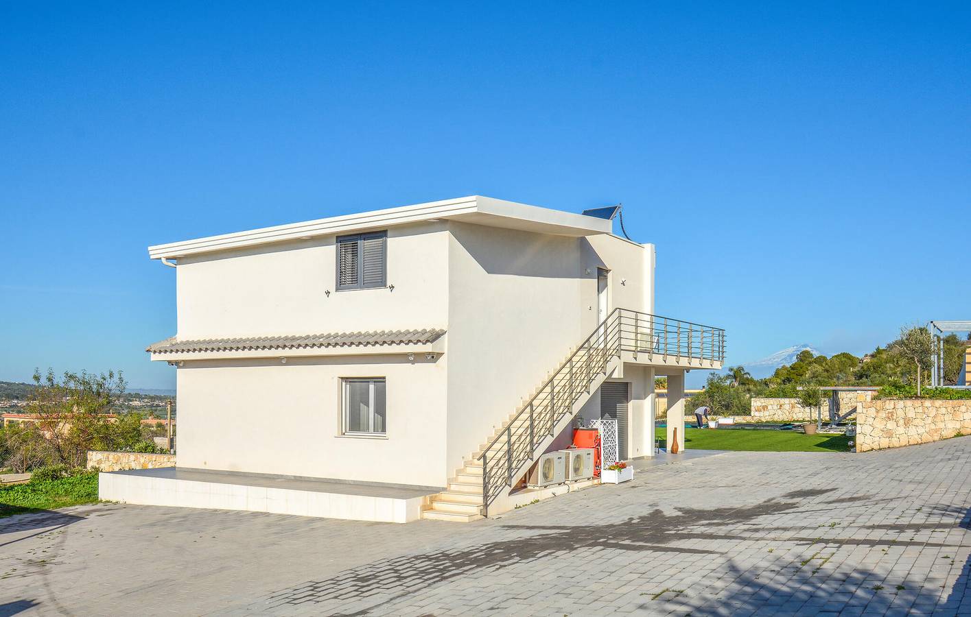 Moderno appartamento con piscina, terrazza e spiaggia vicina in Augusta (Italy), Augusta (comune)