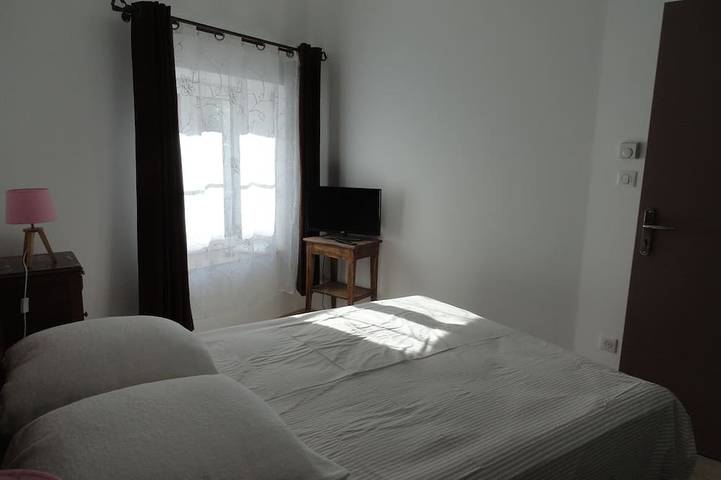 Gîte pour 4 personnes, avec jardin à La Chaise-Dieu - 3