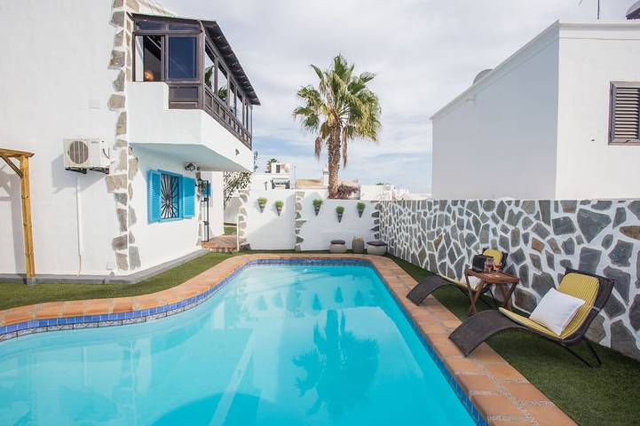 Ferienhaus für 6 Personen, mit Balkon und Whirlpool sowie Garten - 1