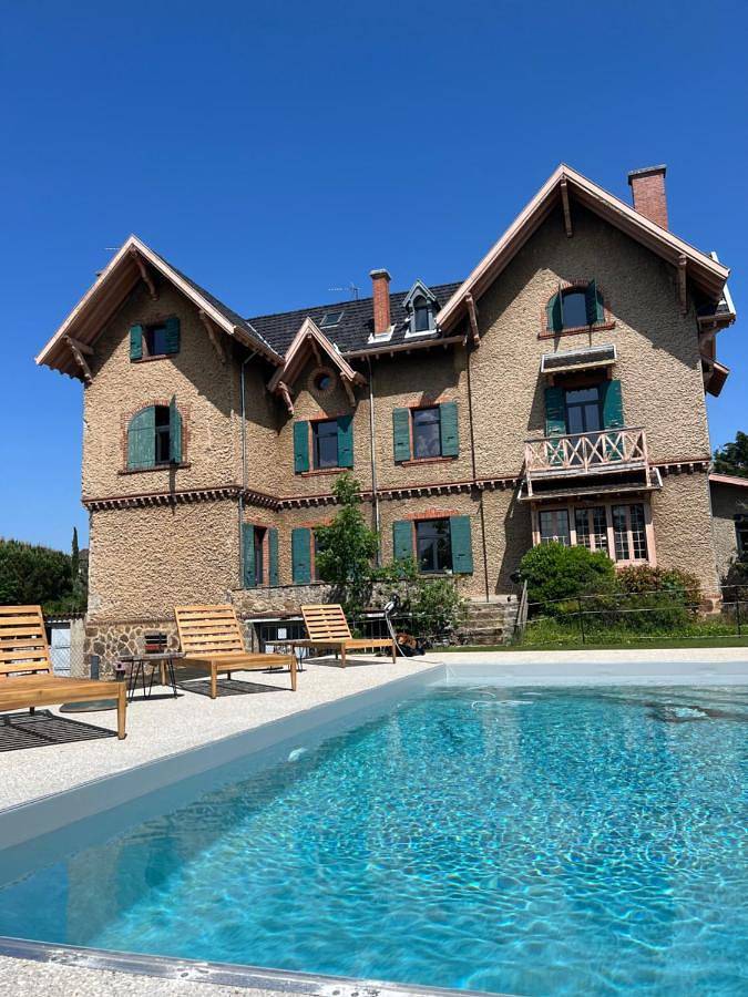 Chambre d’hôte pour 3 personnes, avec Jacuzzi et Terrasse ainsi que Jardin et Piscine à Annonay - 4