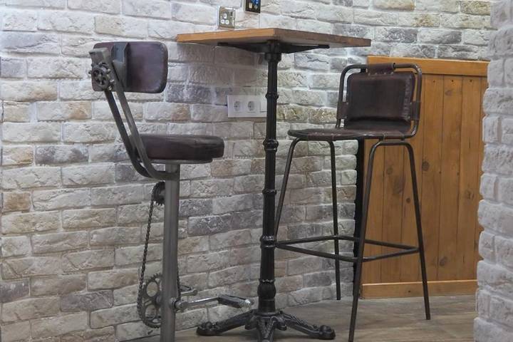 Gîte pour 2 personnes, avec balcon ainsi que vue sur le lac et vue à La Línea de la Concepción - 4