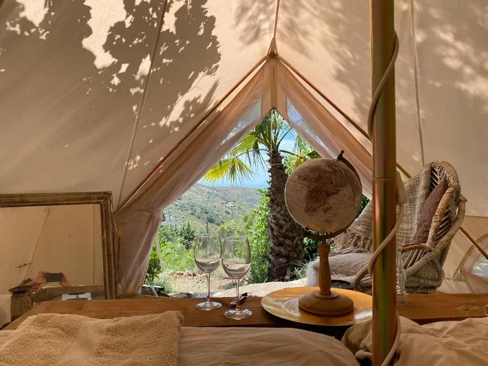 Tienda para 2 personas, con piscina además de vistas y jardín - 1