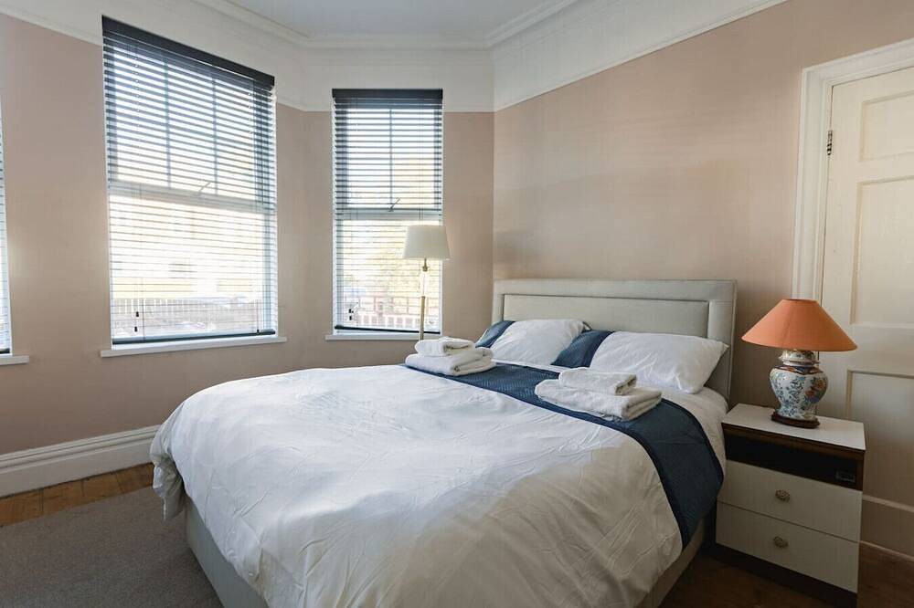 Hullidays》University 2 Bed Apartment in Kingston-upon-Hull, Yorkshire and the Humber