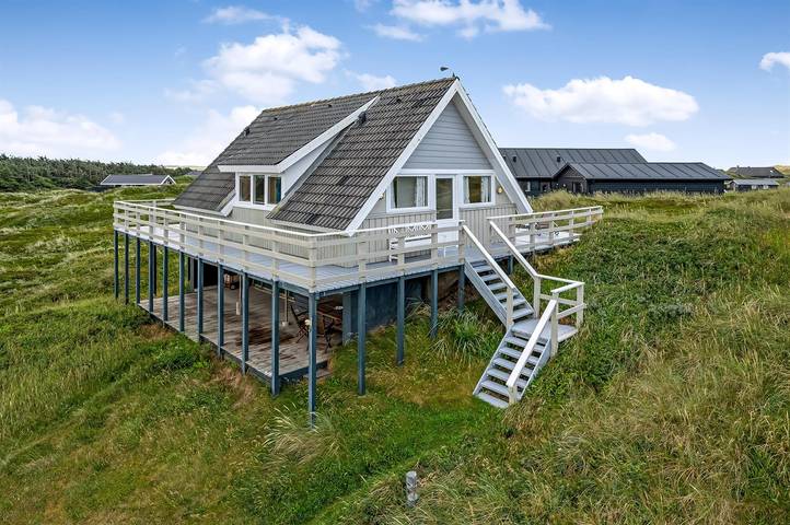 Beautiful home in Harboøre w/ 3 Bedrooms, Sauna and WiFi in Vejlby Klit, Lemvig und Umgebung