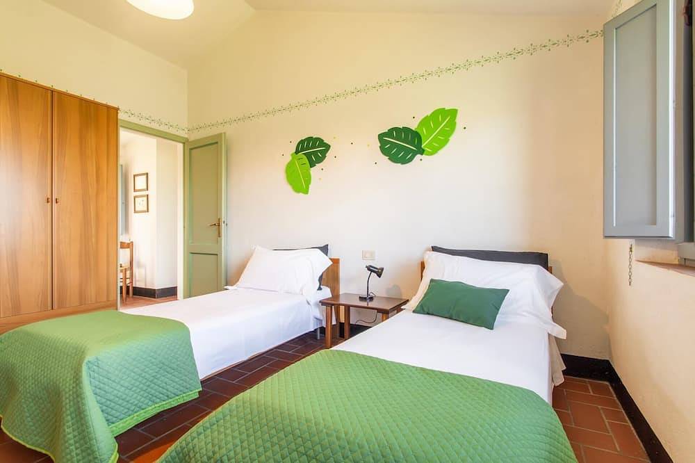 Apartamento entero, Casa Paciano, near town, apartments with pool, Noce in Paciano, Provincia de Perugia