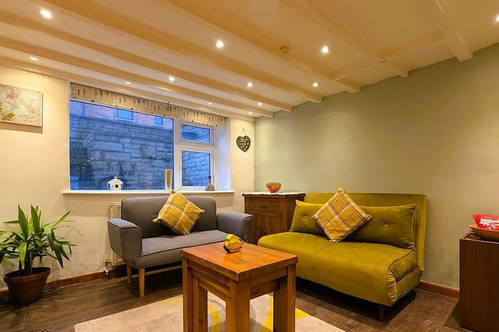 Cottage for 5 people, with terrace and garden, with pets in Chipping Norton