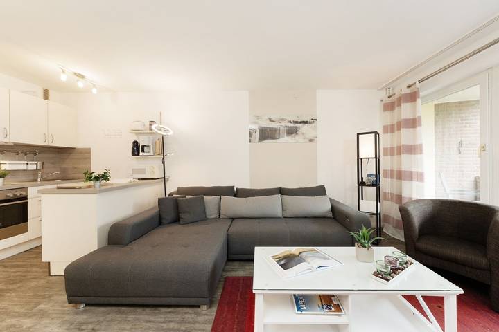 Ferienwohnung für 4 Personen, mit Balkon und Garten, kinderfreundlich in Kellenhusen