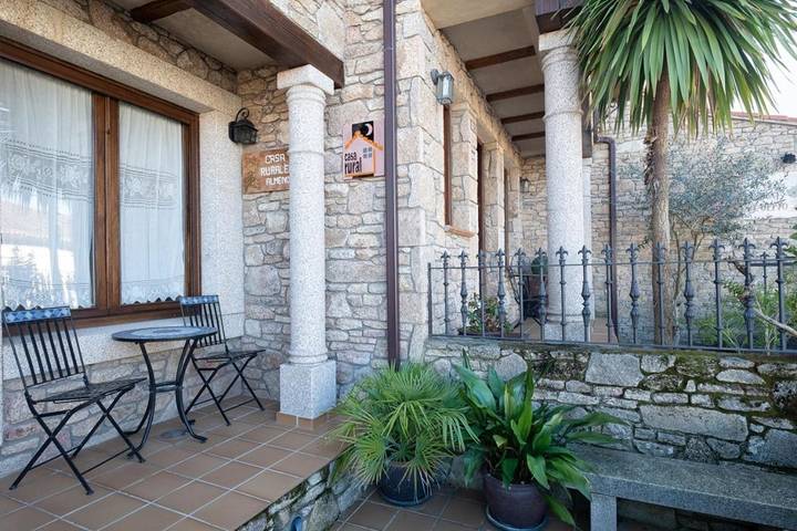 Casa rural para 10 personas, con piscina y jardín, Se admiten mascotas en Comarca de Vitigudino - 4