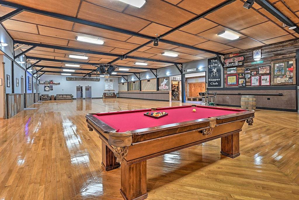 Massive Hatfield 'Loon Lodge' w/ Roller Rink in Wisconsin