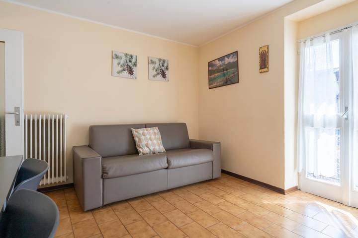 Ganze Wohnung, The Moggio Garden - Perfect family apartment in Moggio, Westliche Bergamo-Alpen