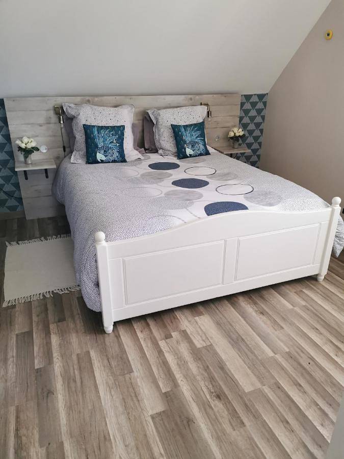 Chambre d’hôte pour 9 personnes, avec Terrasse ainsi que Jardin et Vue