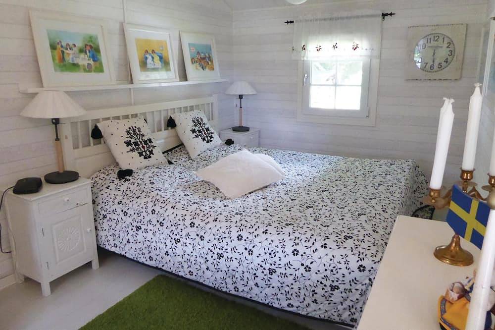 Amazing home in Bålsta with Wifi in Håbo, Mälaren