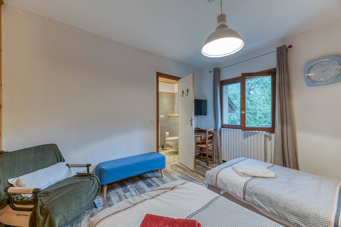 Habitación 'Chambre 2' con vistas a la montaña y balcón in Oz (desambiguación), Parque Nacional de los Ecrins
