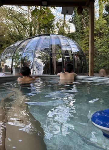Gîte pour 4 personnes, avec jacuzzi et terrasse dans Allier