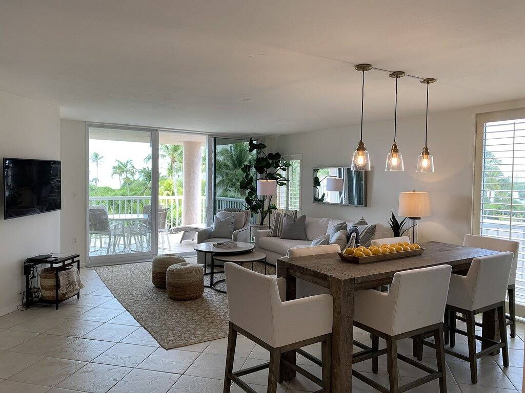 Ganze Wohnung, Beautiful gated condo with private beach access. in Naples Beach, Naples (Florida)