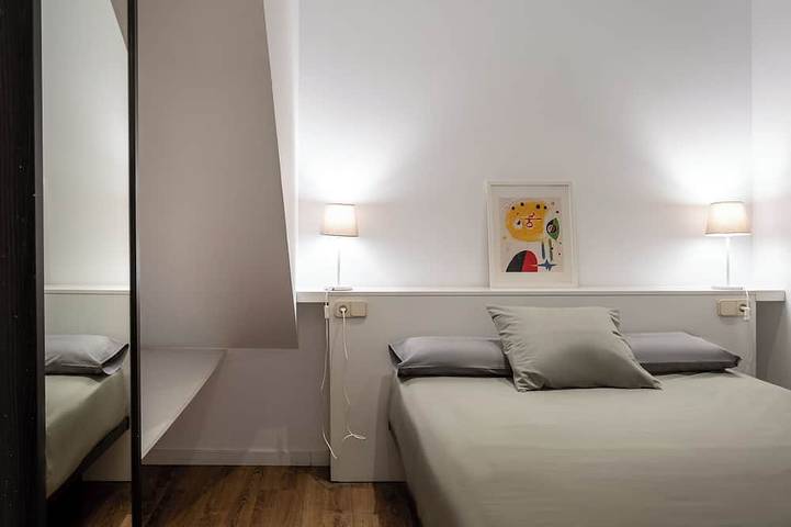 Apartamento entero, Cozy and quiet apartment in Centro Barcelona, Barcelona