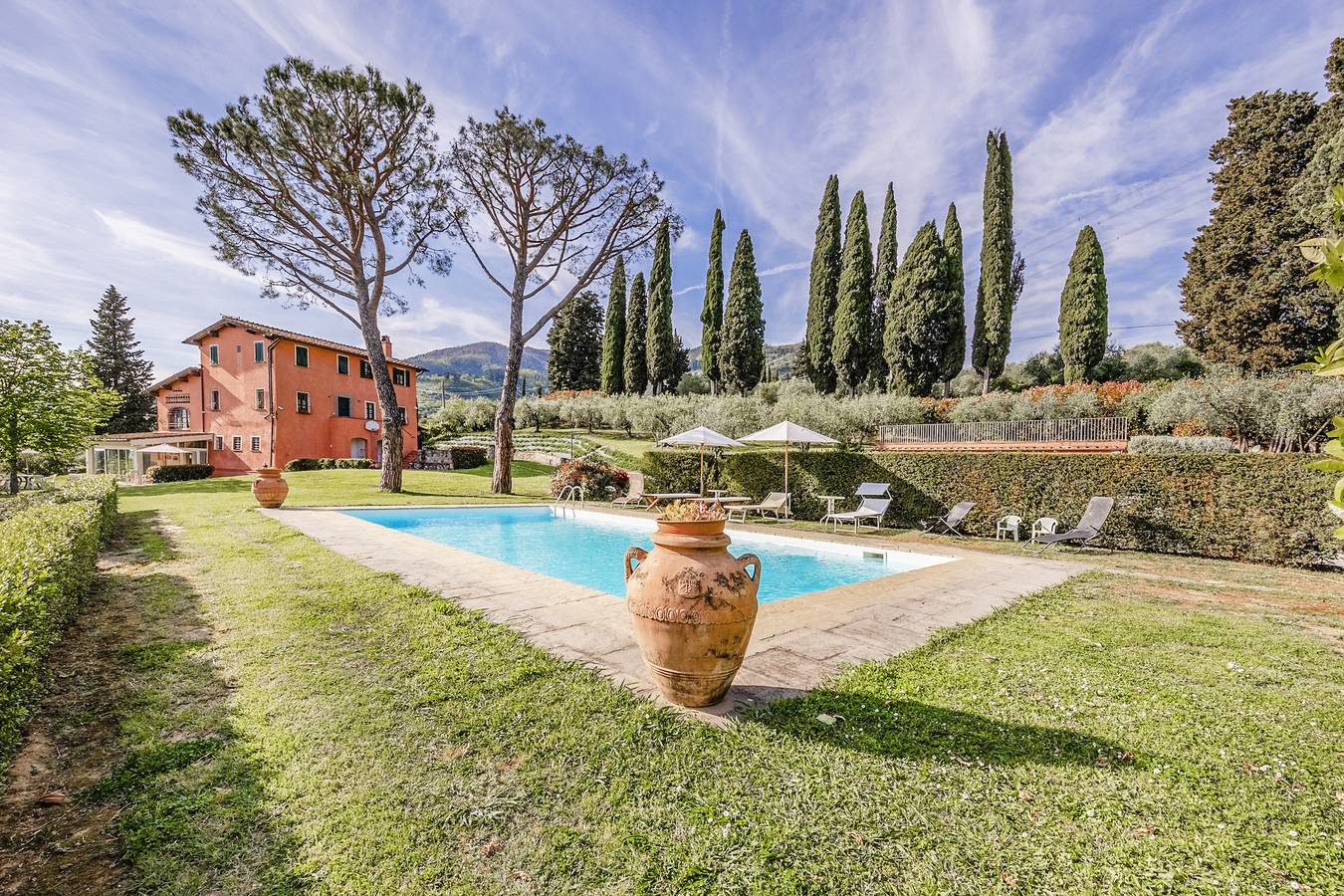 Casa Paradiso With Wonderful Panorama in Capannori, Lucca Provinz