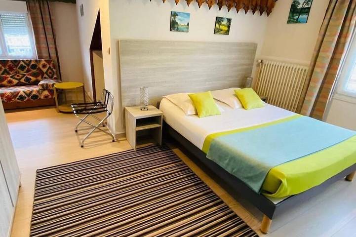 Gîte pour 2 personnes, avec jardin et sauna ainsi que terrasse et piscine à Girmont-Val-d'Ajol - 2